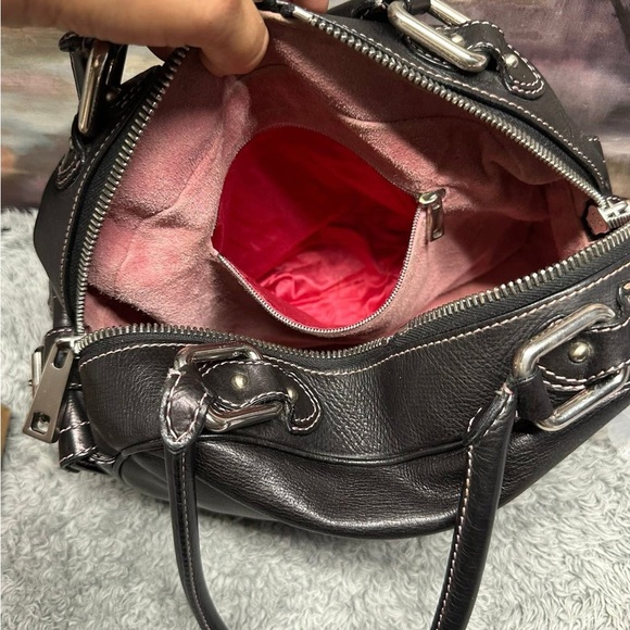 Marc Jacobs Elegant Black Leather Handbag - Picture 12 of 12